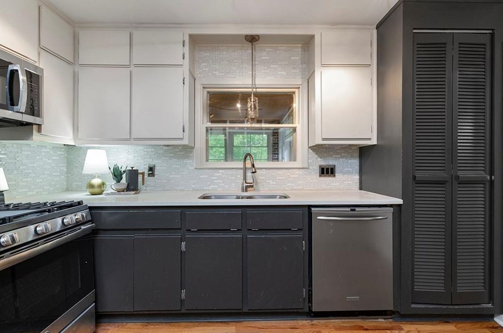 3196 Francine Dr, Decatur GA  30033-3357 exterior