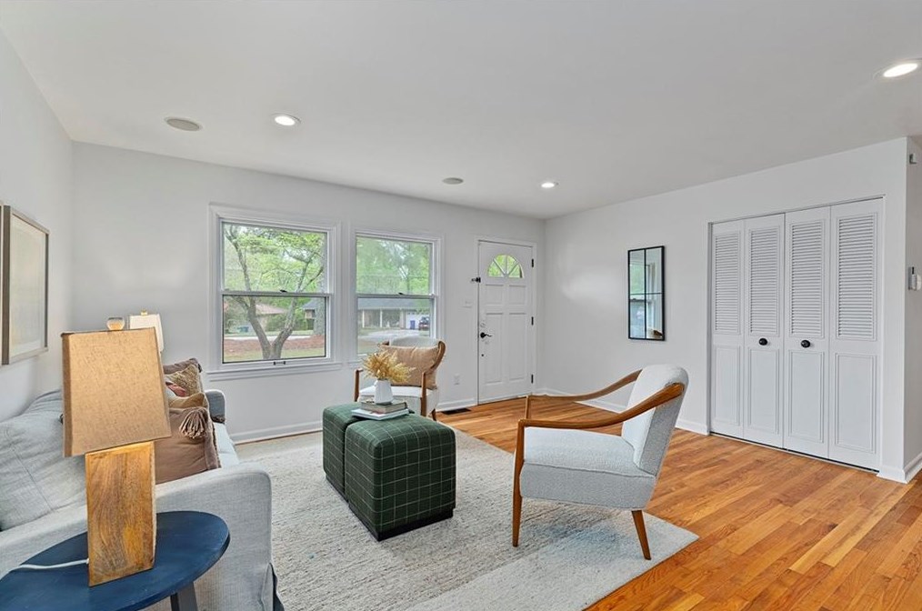 3196 Francine Dr, Decatur GA  30033-3357 exterior