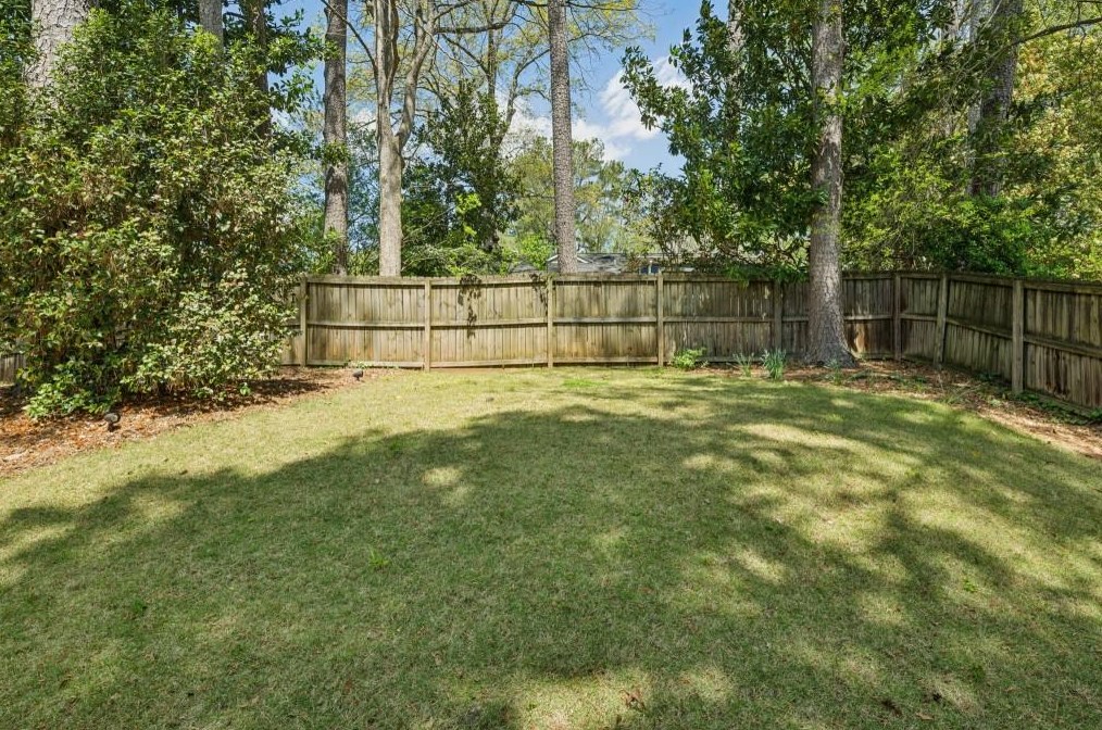 2216 Desmond Dr, Decatur GA  30033-4742 exterior