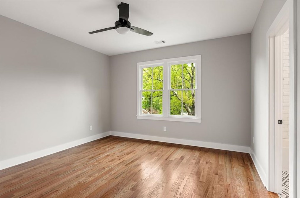 632 Sycamore Dr, Decatur GA  30030-2749 exterior