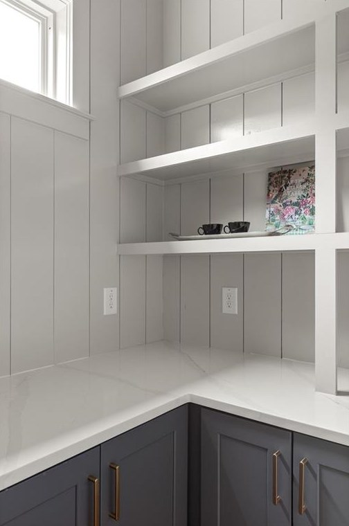 632 Sycamore Dr, Decatur GA  30030-2749 exterior