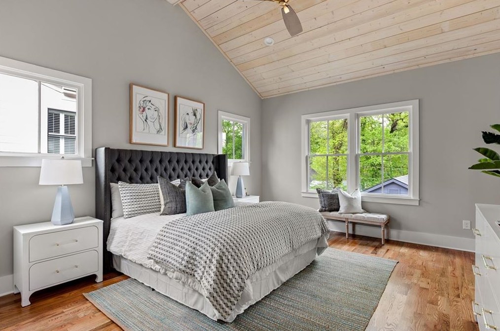 632 Sycamore Dr, Decatur GA  30030-2749 exterior