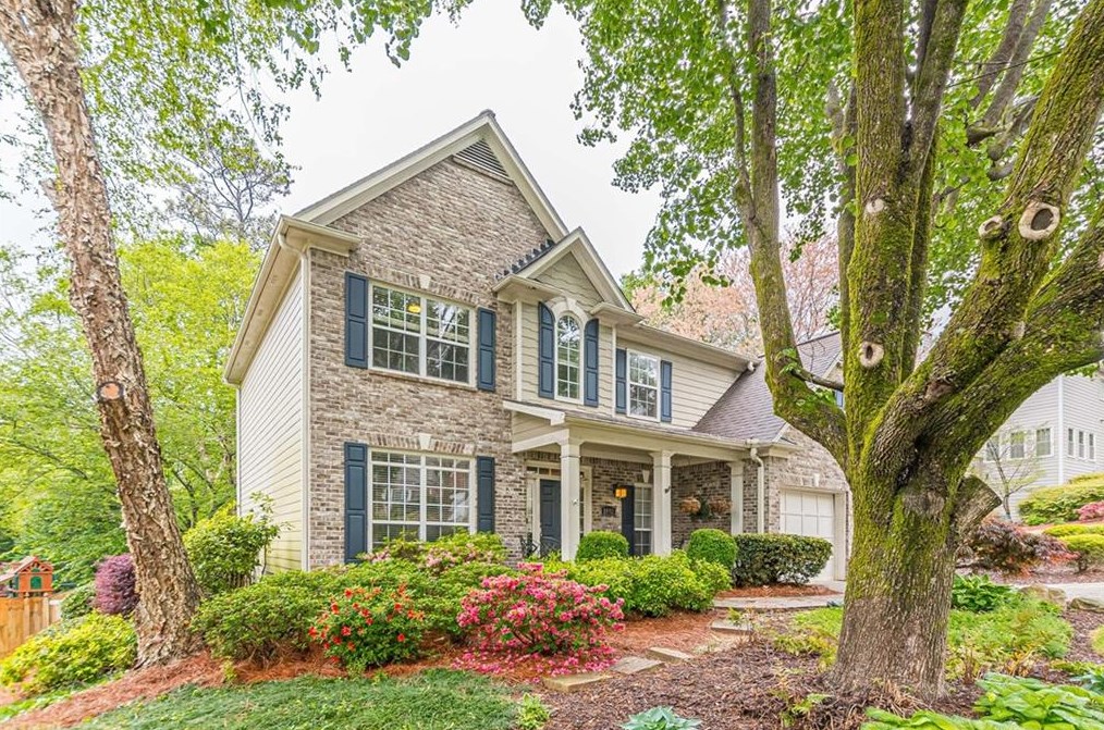 1802 Hidden Springs Walk, Smyrna GA  30082-4252 exterior