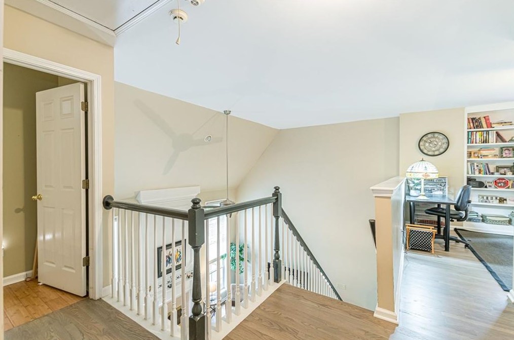 1802 Hidden Springs Walk, Smyrna GA  30082-4252 exterior