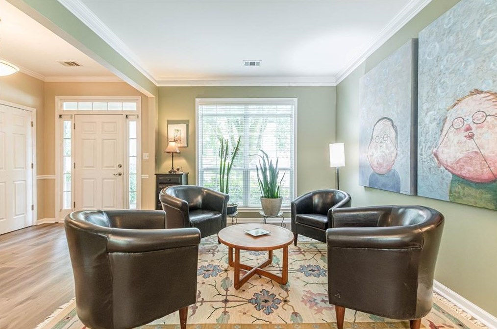 1802 Hidden Springs Walk, Smyrna GA  30082-4252 exterior
