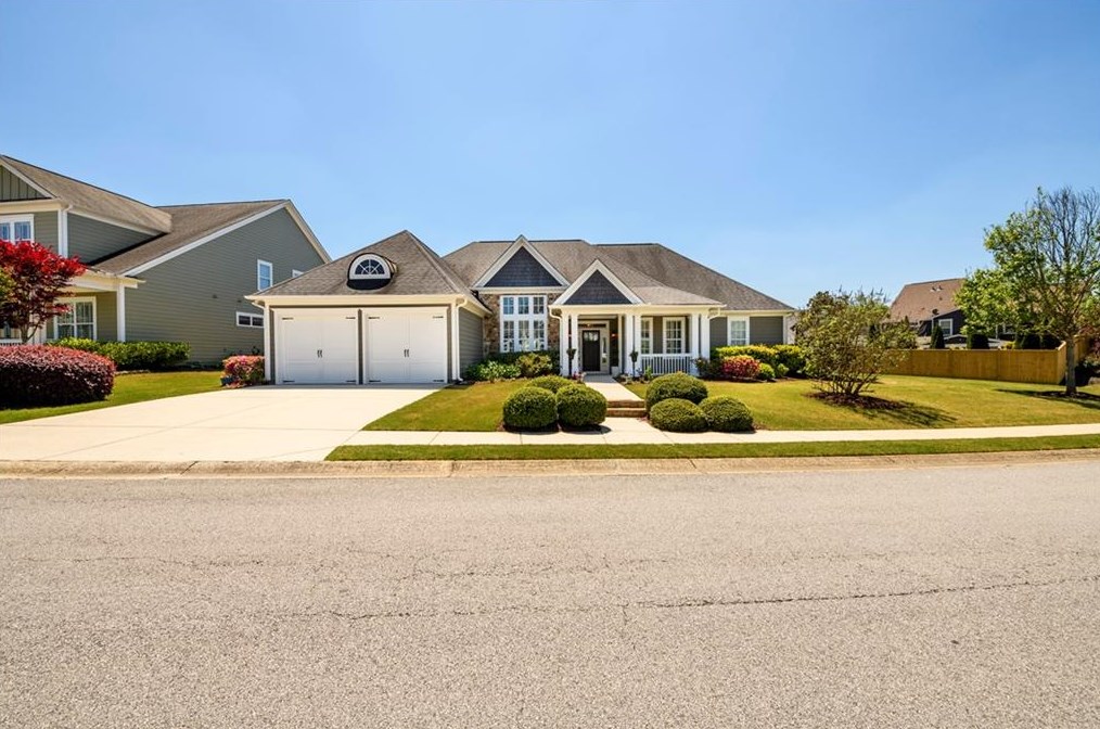6325 Cedar Springs Ln, Hoschton, GA 30548