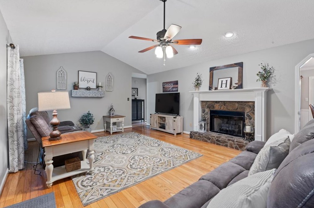 196 Pope Pl, Dallas, GA 30157-4555