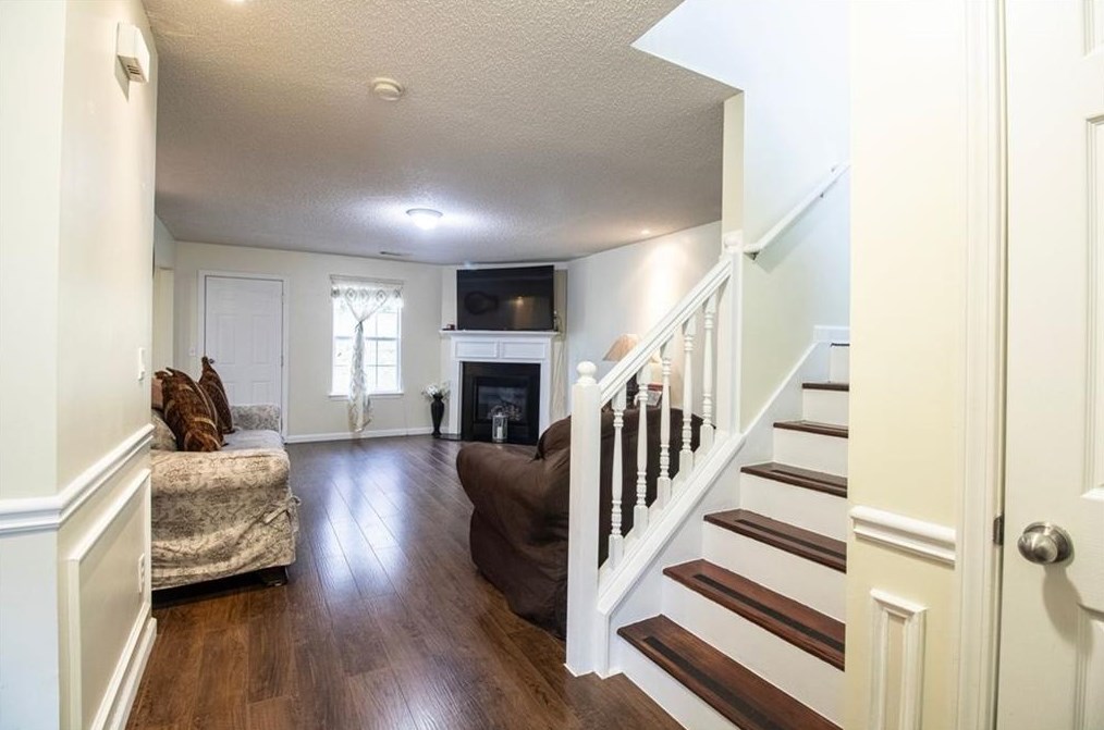 6977 Foxmoor Way, Douglasville, GA 30134-6495