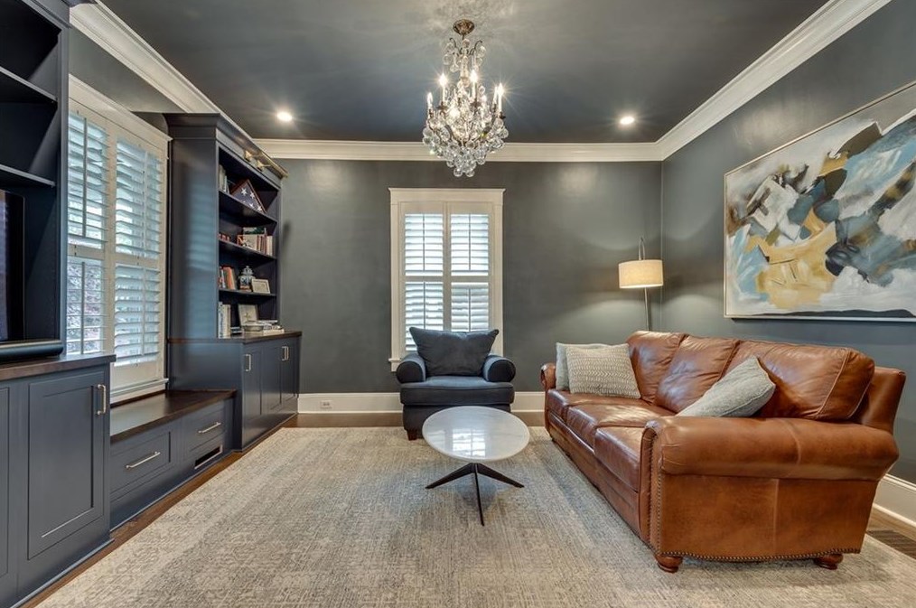 637 Cresthill Ave, Atlanta GA  30306-3639 exterior