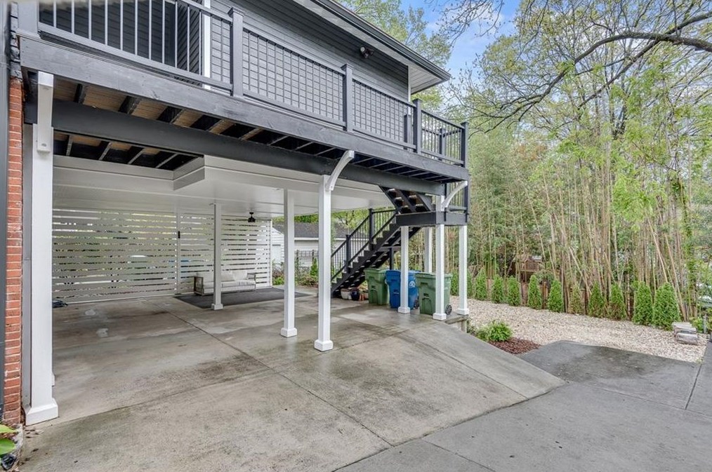 637 Cresthill Ave, Atlanta GA  30306-3639 exterior