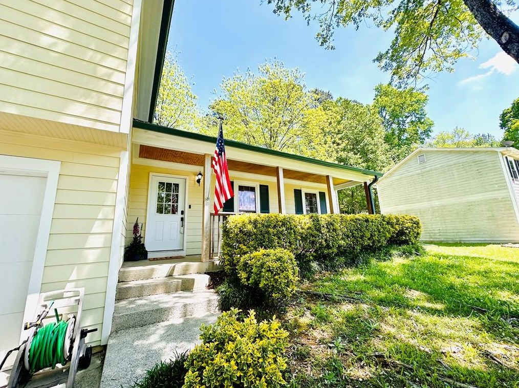 2405 Selman Dr, Duluth, GA 30096