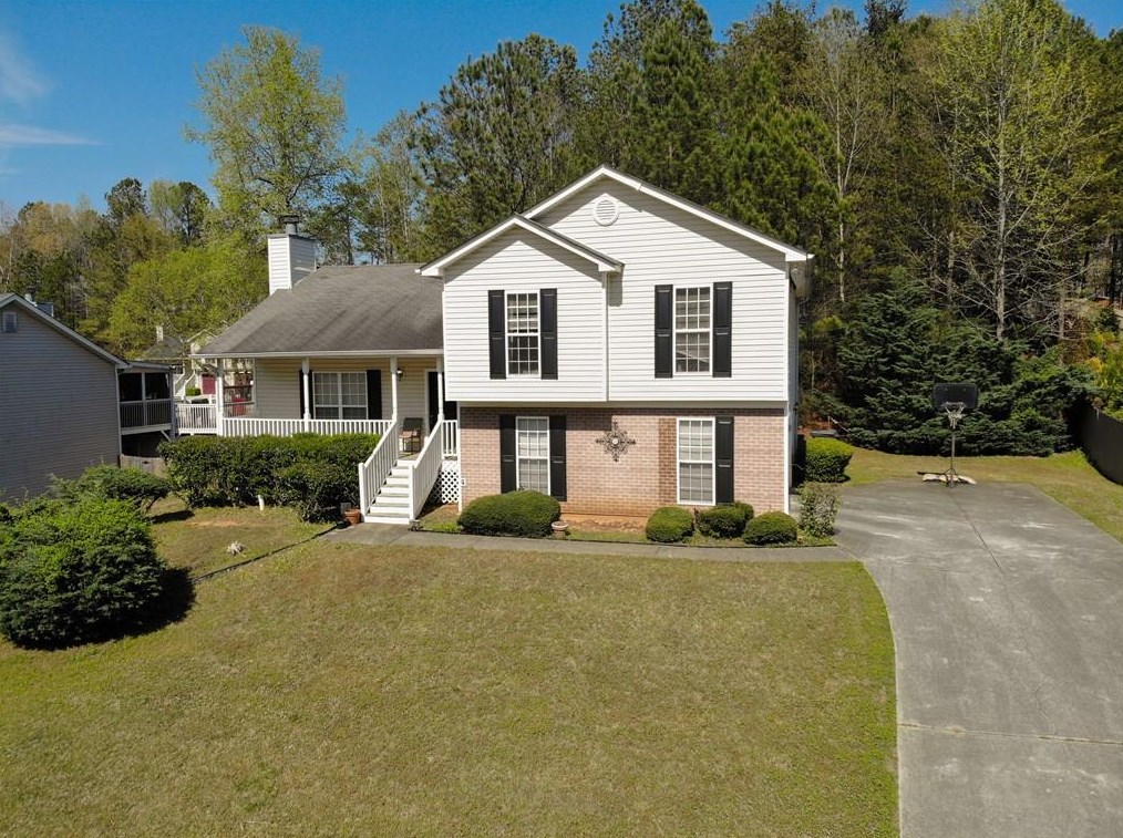 5965 April Dr, Buford, GA 30518