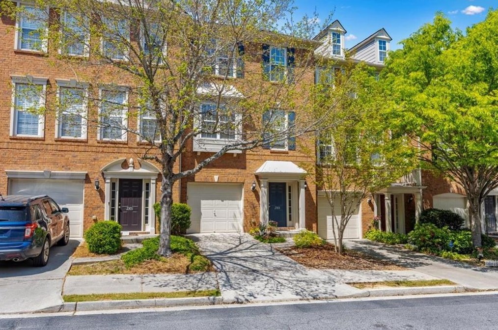 2303 Towneheights Ter, Atlanta GA  30339-0108 exterior