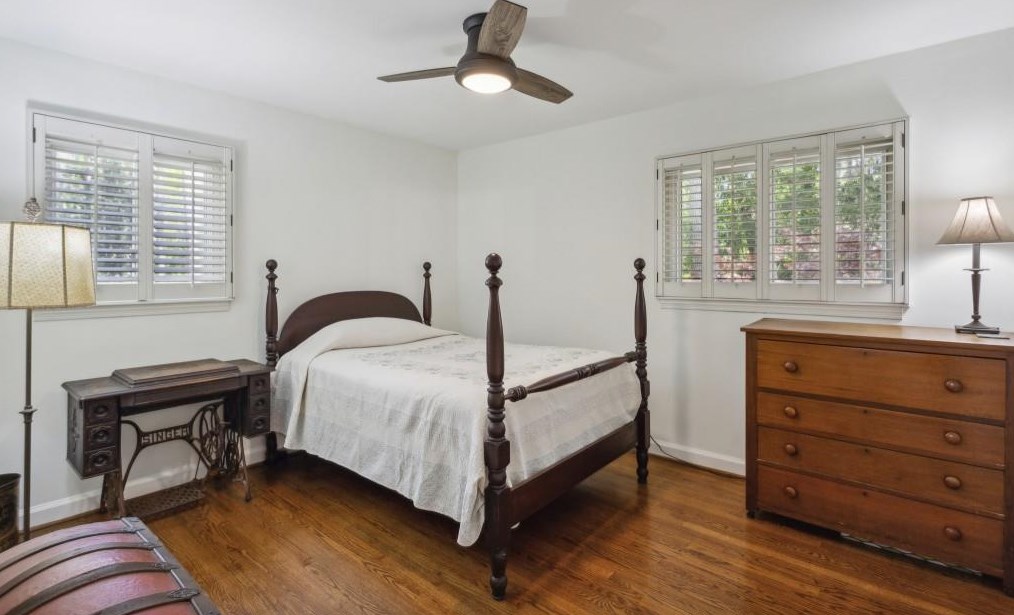 1939 Forest Green Dr, Atlanta GA  30329-2604 exterior