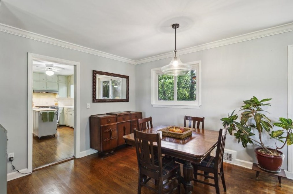 1939 Forest Green Dr, Atlanta GA  30329-2604 exterior