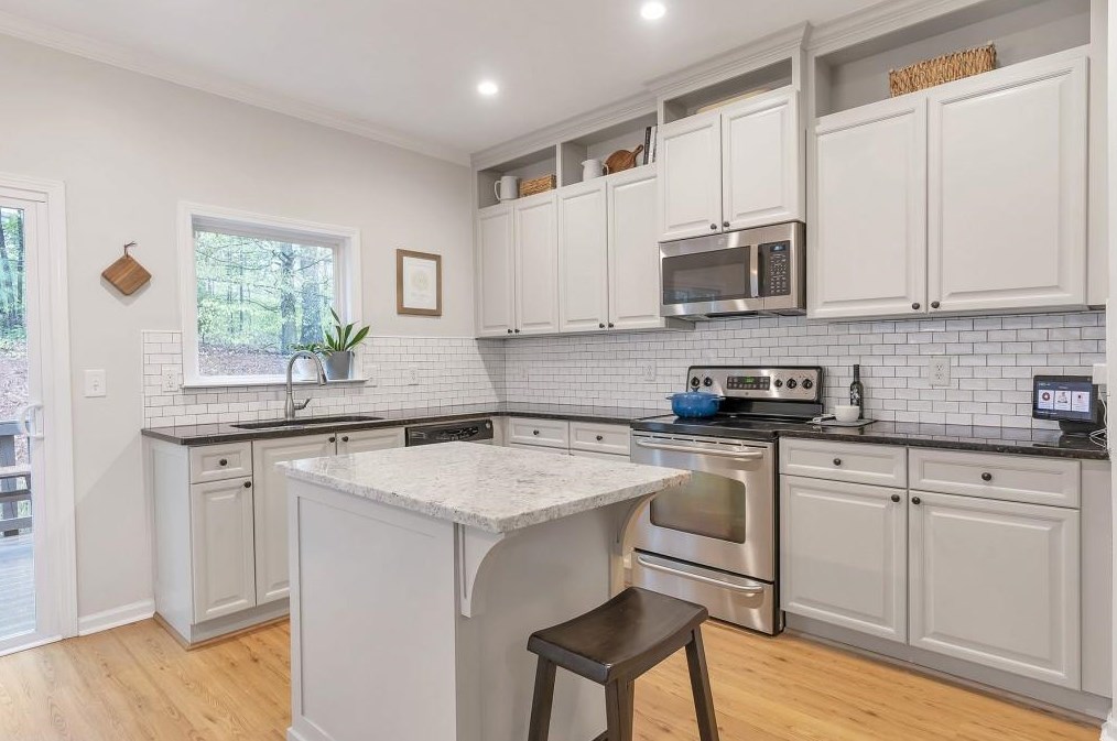1380 Liberty Pkwy, Atlanta, GA 30318-9380