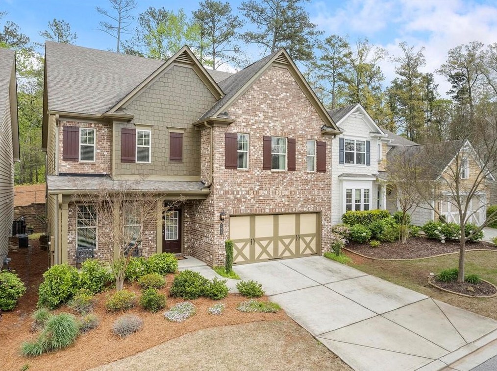 1200 Roswell Manor Cir, Roswell, GA 30076-2362