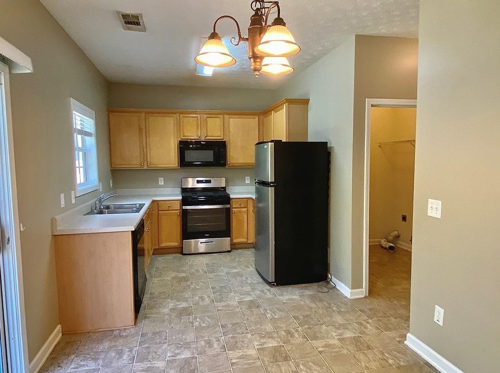 120 Whitfield Way, Holly Springs, GA 30188