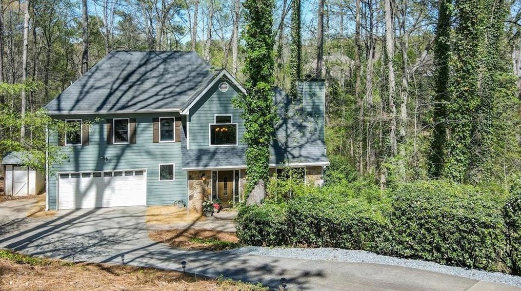 870 Mitsy Ridge Dr, Marietta, GA 30068-2355