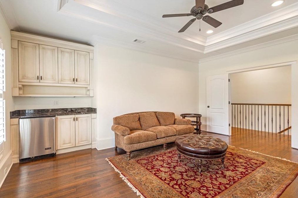 3057 Woodrow Way, Atlanta GA  30319-2707 exterior