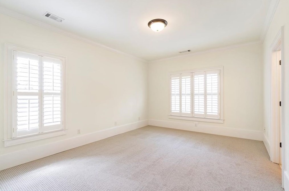3057 Woodrow Way, Atlanta GA  30319-2707 exterior