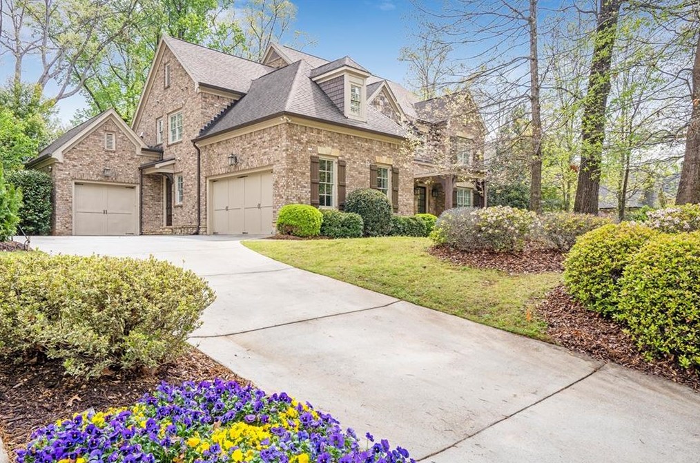 3057 Woodrow Way, Atlanta, GA 30319-2707