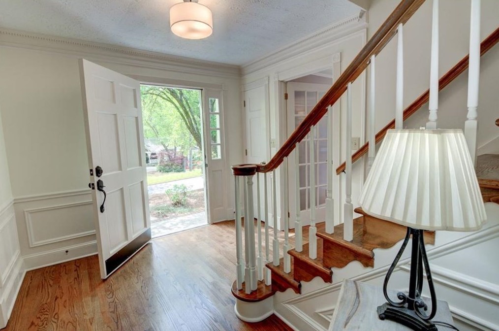 5693 Denton Cir, Norcross, GA 30092