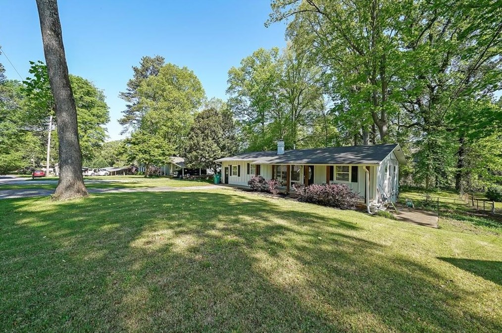 2095 Nancy Cir, Smyrna, GA 30080-3847