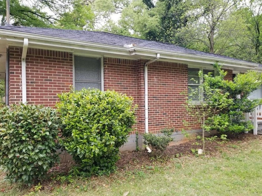 2801 Long Way, Decatur GA  30032-4229 exterior