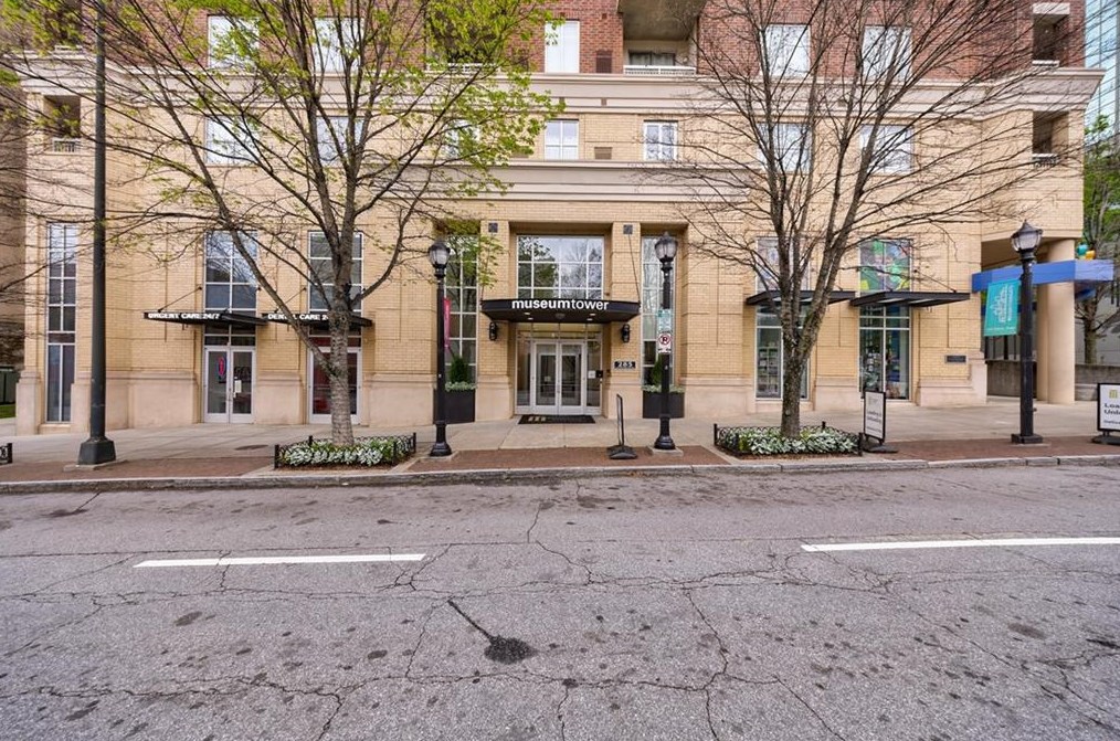 285 Centennial Olympic Park Dr, Atlanta GA  30313-1827 exterior
