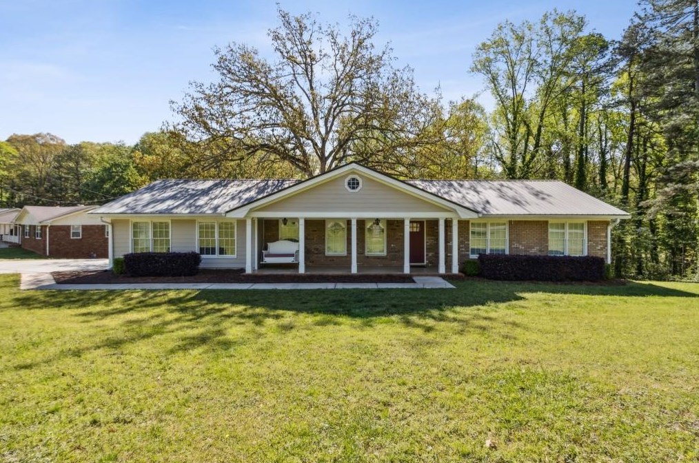 2491 Thrasher Rd, Buford, GA 30519-4343