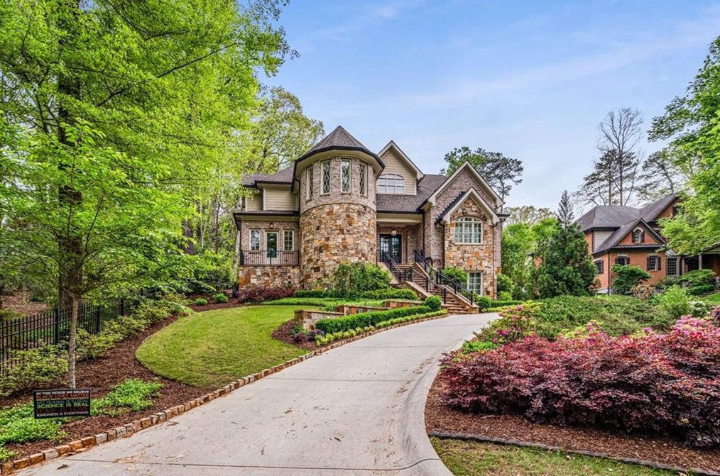 3037 Towerview Dr, Atlanta, GA 30324-2914
