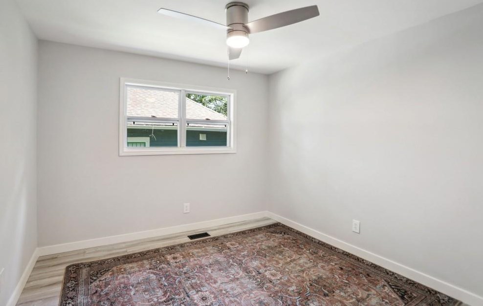 547 Elbridge Dr, Atlanta GA  30318-8137 exterior