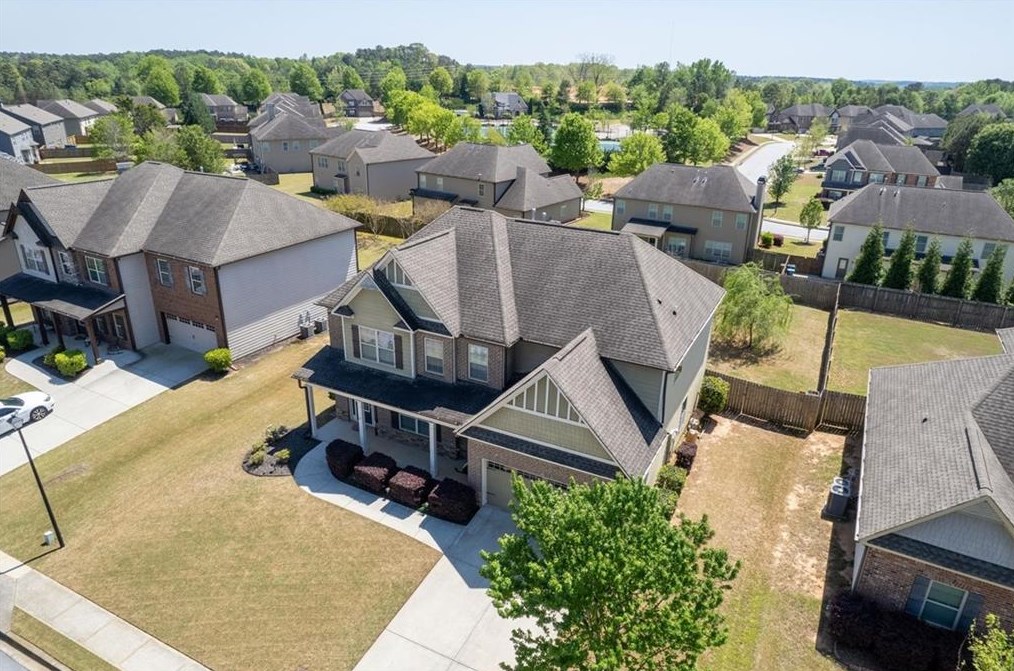 2595 Dawning Day Dr, Dacula GA  30019-1882 exterior