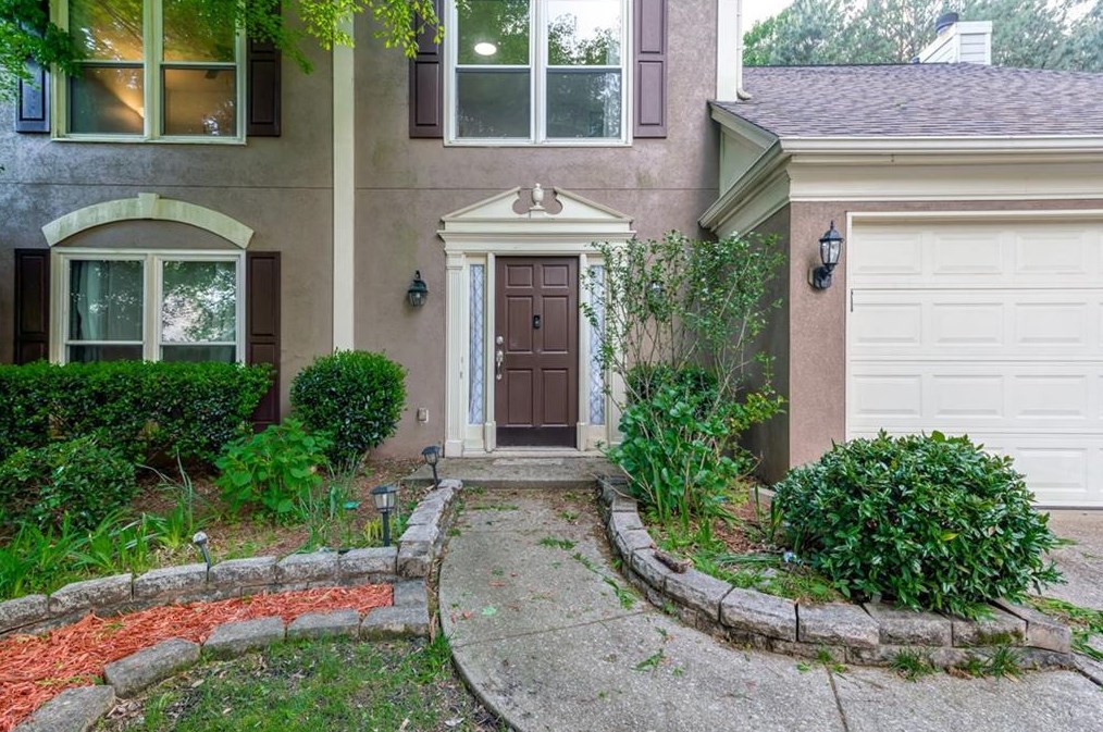 10880 Glenbarr Dr, Duluth, GA 30097-7879