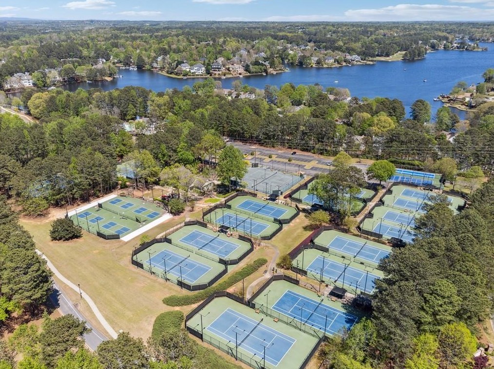 125 Columbia Bay, Alpharetta GA 30005-4305 exterior