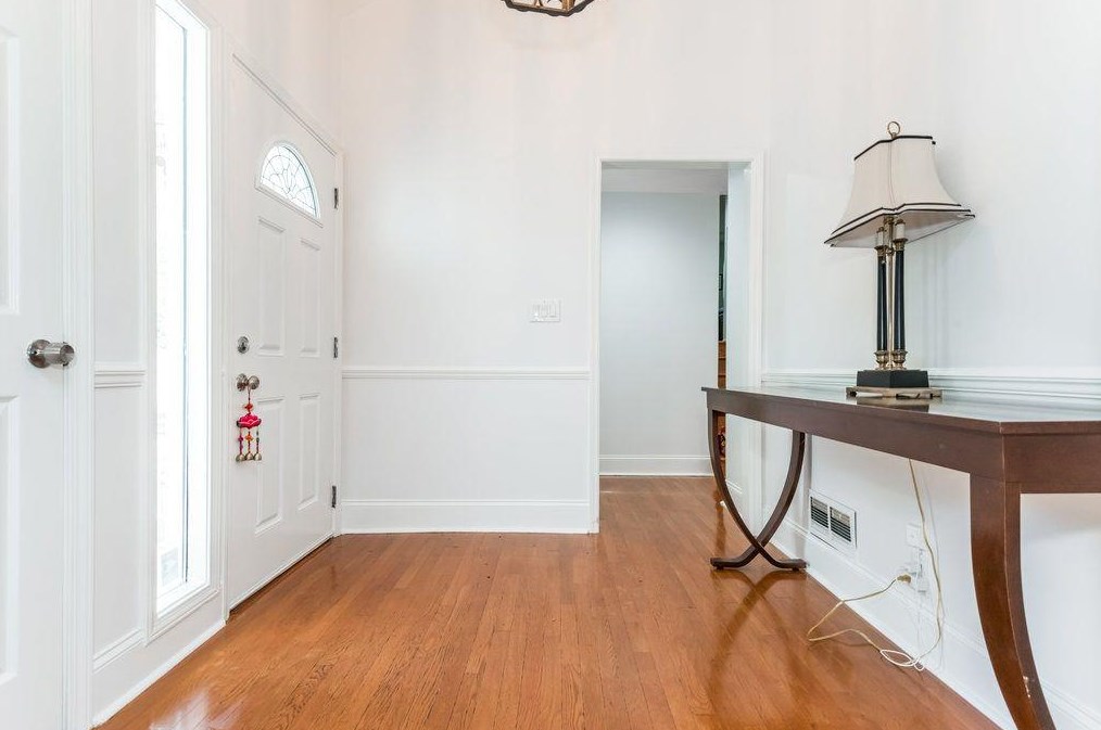 2955 Roxburgh Dr, Roswell, GA 30076