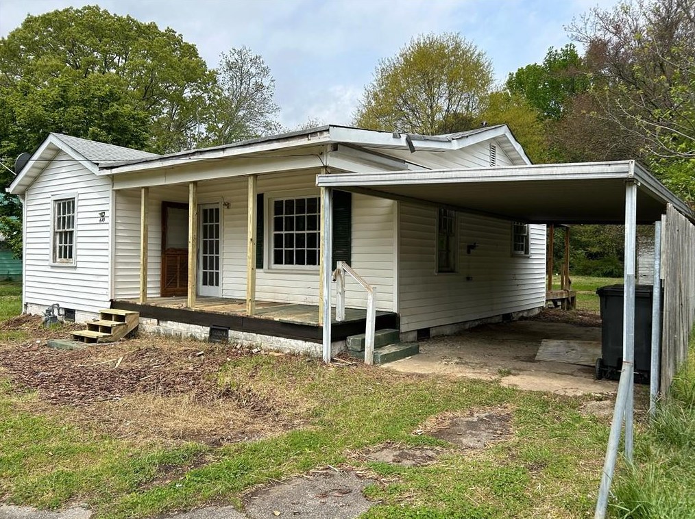 649 Mozley Dr Se, Smyrna, GA 30080