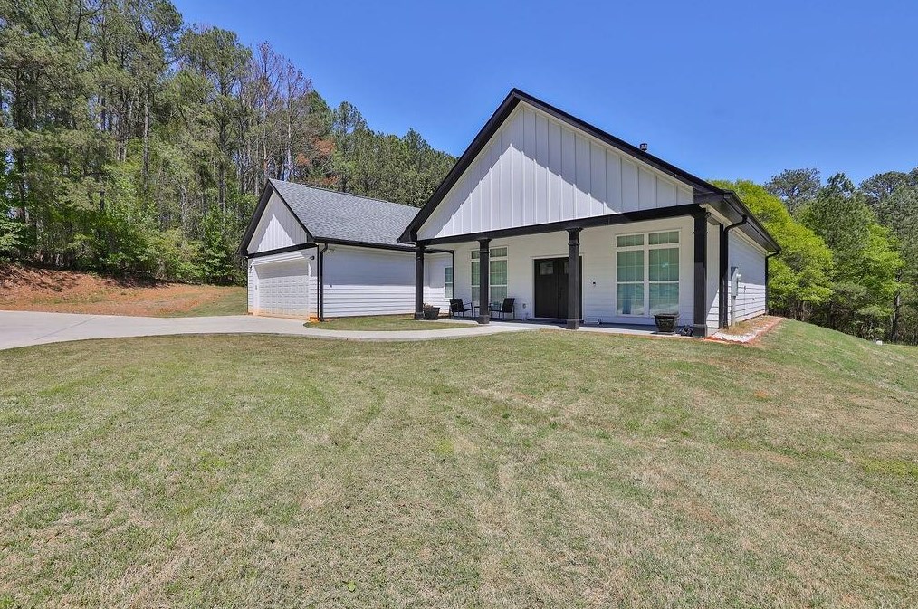 413 Parks Mill Rd, Auburn, GA 30011