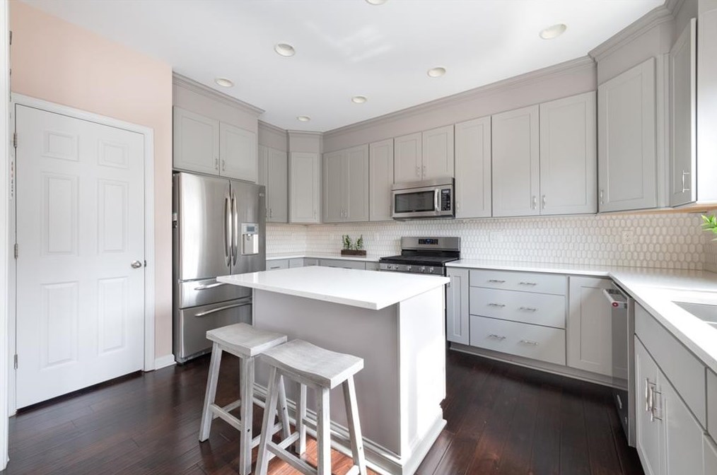 12 Rockland Pl, Decatur GA  30030-1335 exterior