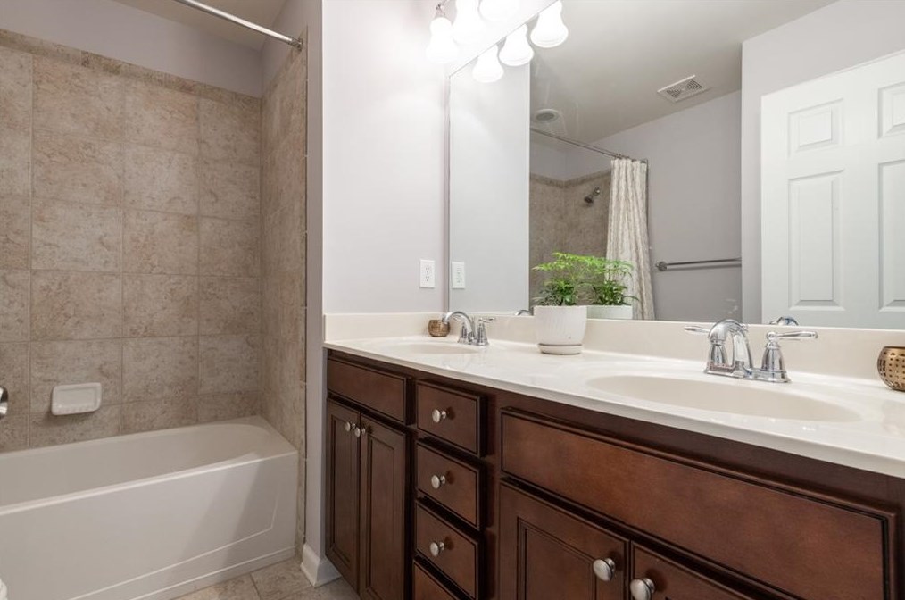 12 Rockland Pl, Decatur GA  30030-1335 exterior