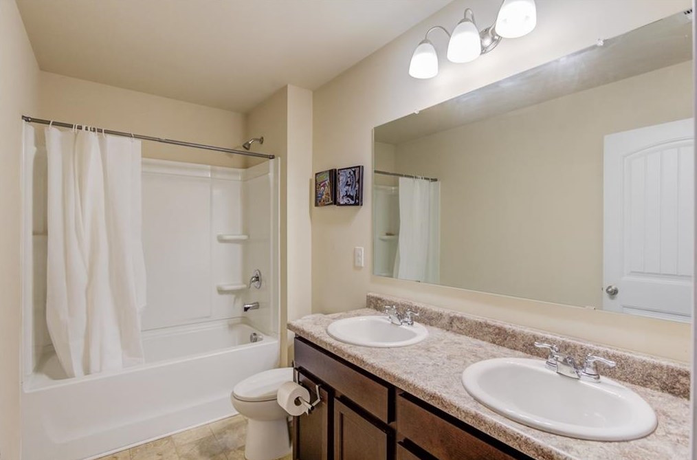 3170 Heritage Glen Dr, Gainesville GA 30507 exterior