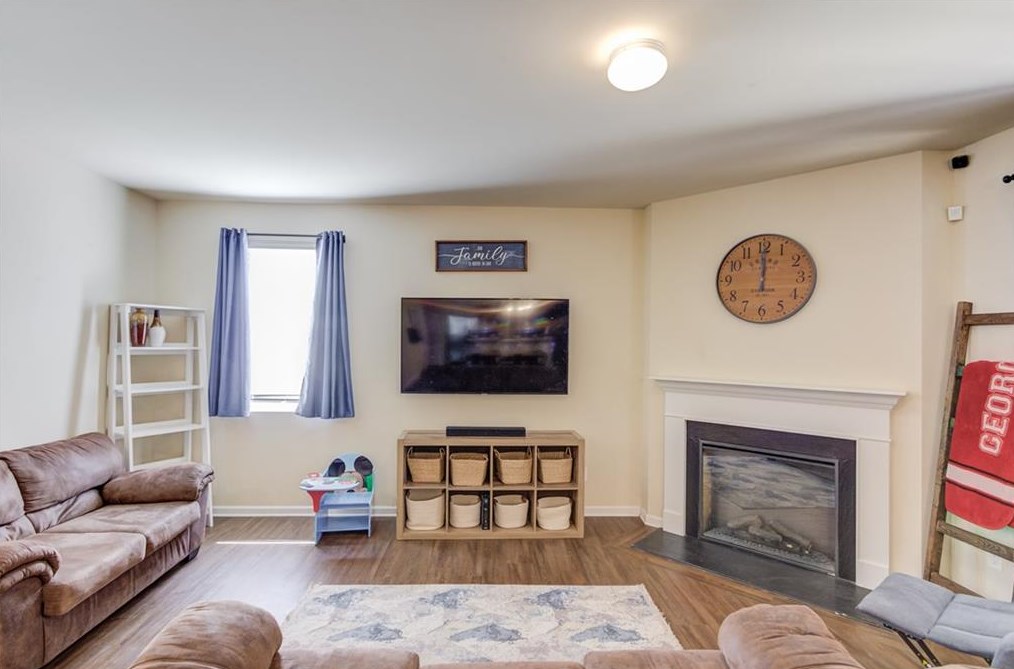 3170 Heritage Glen Dr, Gainesville GA 30507 exterior