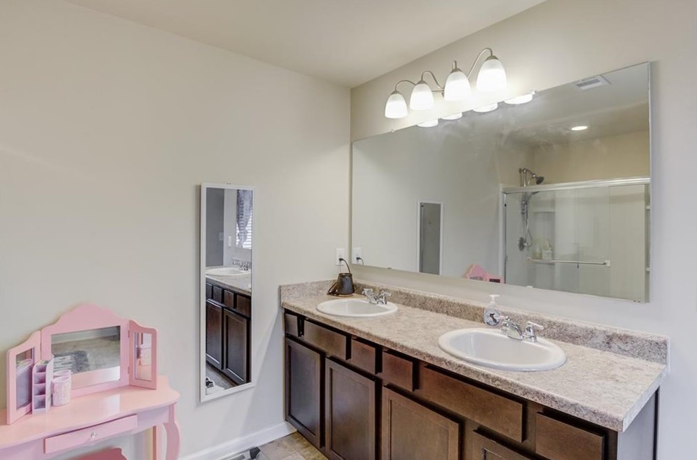 3170 Heritage Glen Dr, Gainesville GA 30507 exterior