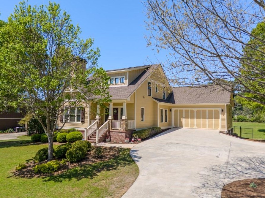 1498 Townside Dr, Bishop, GA 30621