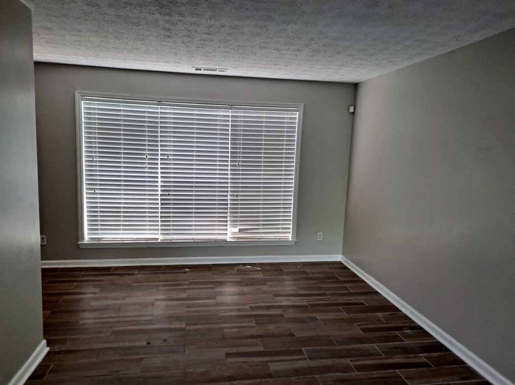 3956 Wintersweet Dr, Decatur GA  30034-5224 exterior