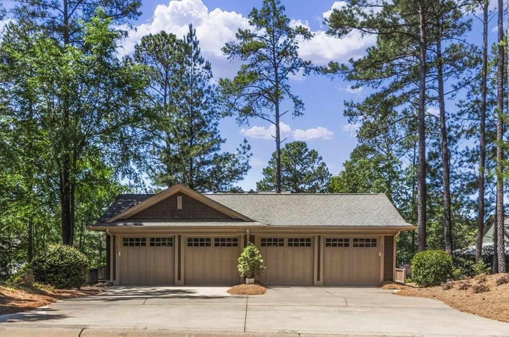 1010 Royal Ln, Reynolds Plantation, GA 30642