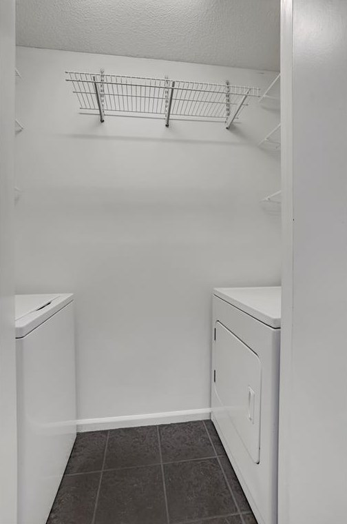 3081 Chastain Park Ct, Atlanta GA 30342-3256 exterior