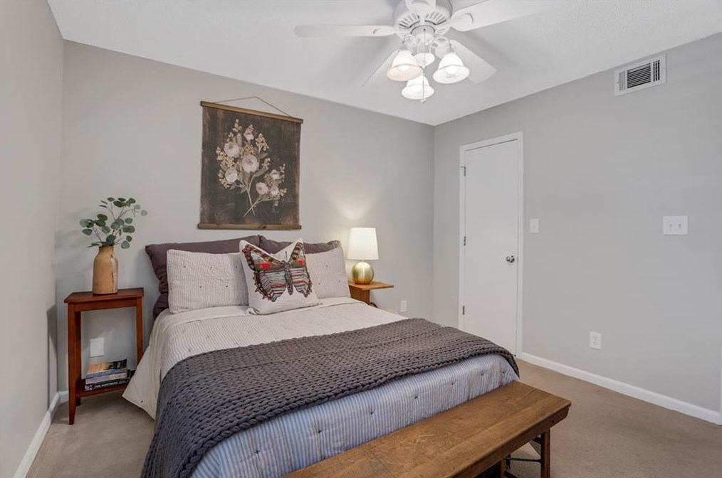 3081 Chastain Park Ct, Atlanta GA 30342-3256 exterior