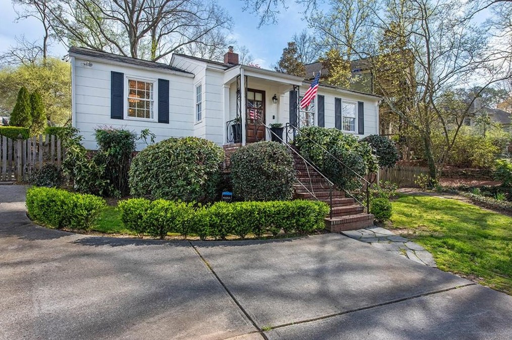 3063 Canfield Dr, Atlanta GA  30341-3201 exterior